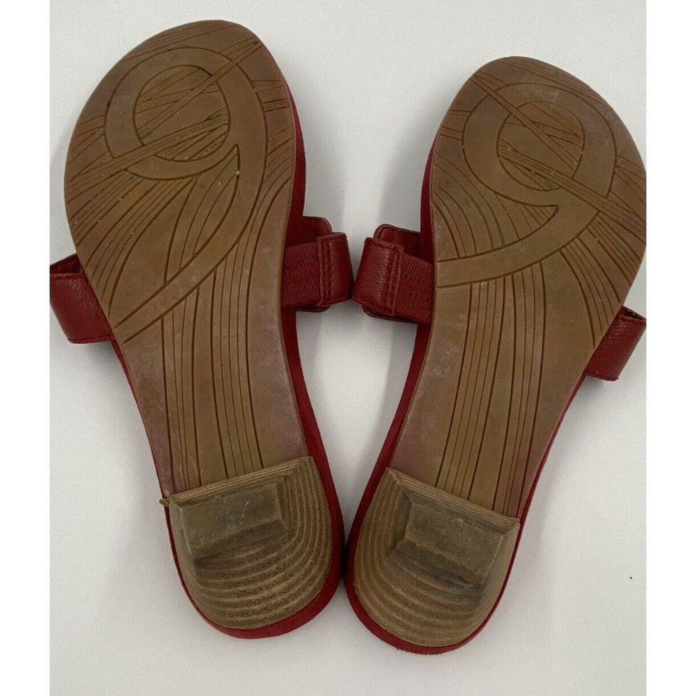 Nine West Red Women’s Size 7.5 Slip-On Sandals Leather Wedge Buckle Summer - Picture 3 of 12